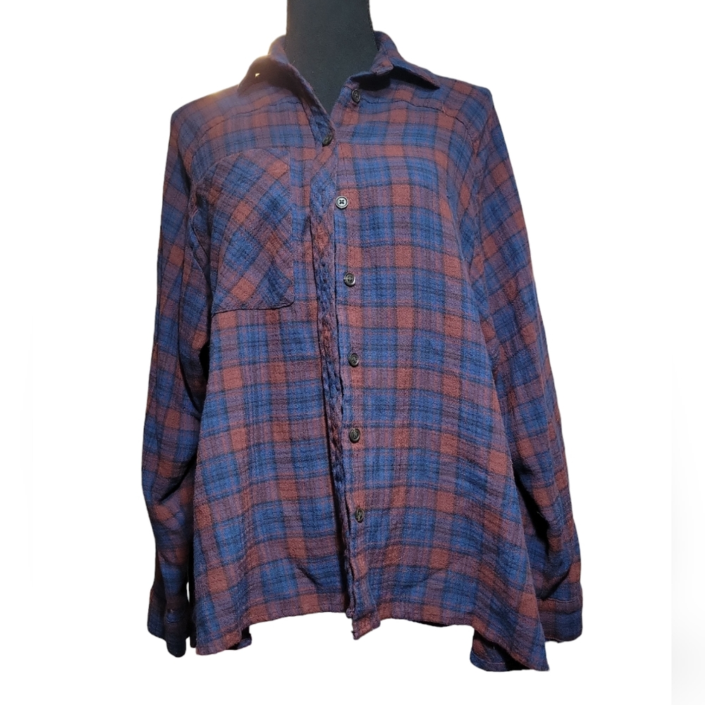 BDG Urban Outfitters boyfriend hi lo button up flannel XS TP Distressed